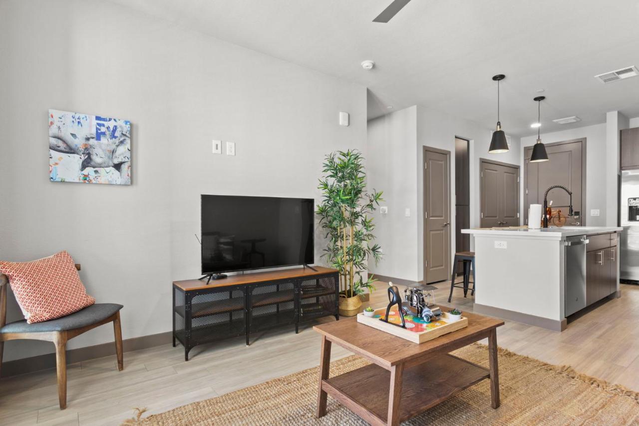 פיניקס Cozysuites Phx Roro Gym, Pool, Pets, Parking! #9 מראה חיצוני תמונה