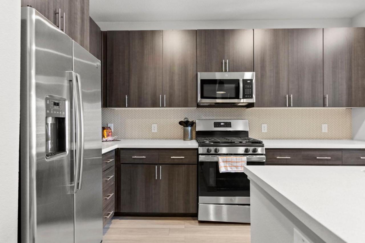 פיניקס Cozysuites Phx Roro Gym, Pool, Pets, Parking! #9 מראה חיצוני תמונה